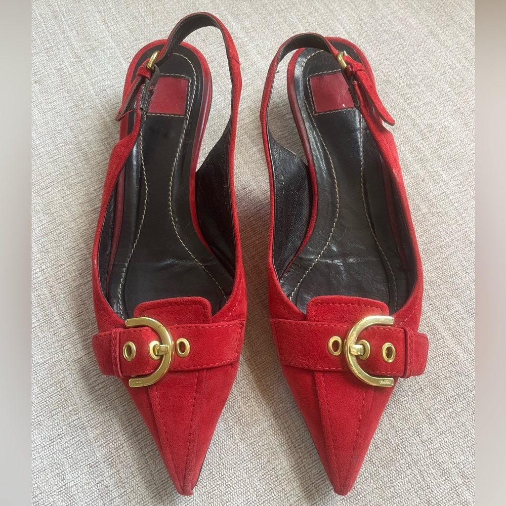Coach Red Suede Sandra Kitten Slingback Heels. Women’s Size: 6 1/2 . - Picture 2 of 11